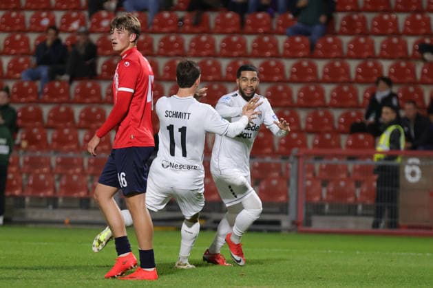 October 2, 2026, Soccer, Men s, Bavarian Regional League, 2026–2027 Season, Matchday 12: SpVgg Unterhaching vs. FC Schweinfurt 05. From left: Valentin Schmitt (FC Schweinfurt 05, No. 11) and goal scorer Jason Prodanovic (FC Schweinfurt 05, No. 17) celebrate the 1–0 win over Unterhaching at Uhlsport Park in Unterhaching, Bavaria, Germany