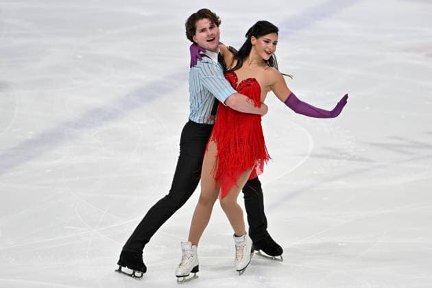 LJUBLJANA; SLOVENIJA - OCTOBER 02: Charlie Anderson and Cayden Dawson of Canada in action during the Junior Ice Dance - Rhythm Dance on the ISU Figure skating, Eiskunstlauf Junior Grand Prix Ljubljana 2026 in Hala Tivoli on October 02, 2026 in Ljubljana, Slovenia. (Photo by Igor Kupljenik Sports Press Photo). Copyright: xIgorxKupljenikx xSPPx Sportspressphoto_SPR243793