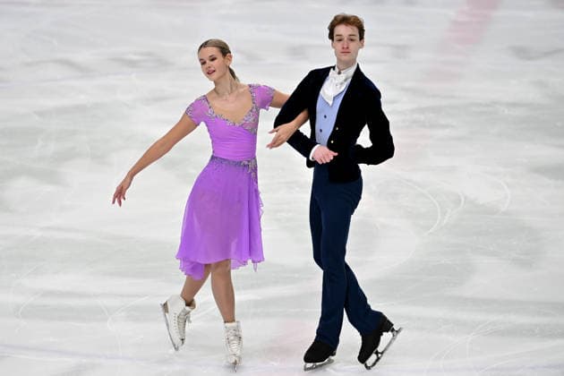 LJUBLJANA; SLOVENIJA - OCTOBER 02: Annabelle Theroux and Rafael Gossard of Canada in action during the Junior Ice Dance - Rhythm Dance on the ISU Figure skating, Eiskunstlauf Junior Grand Prix Ljubljana 2026 in Hala Tivoli on October 02, 2026 in Ljubljana, Slovenia. (Photo by Igor Kupljenik Sports Press Photo). Copyright: xIgorxKupljenikx xSPPx Sportspressphoto_SPR243801