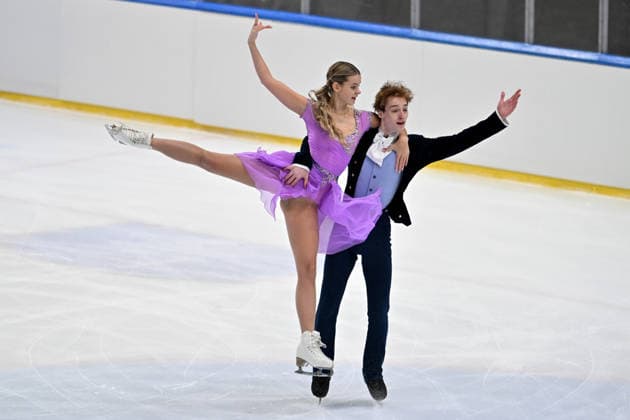 LJUBLJANA; SLOVENIJA - OCTOBER 02: Annabelle Theroux and Rafael Gossard of Canada in action during the Junior Ice Dance - Rhythm Dance on the ISU Figure skating, Eiskunstlauf Junior Grand Prix Ljubljana 2026 in Hala Tivoli on October 02, 2026 in Ljubljana, Slovenia. (Photo by Igor Kupljenik Sports Press Photo). Copyright: xIgorxKupljenikx xSPPx Sportspressphoto_SPR243802