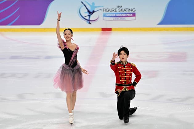 LJUBLJANA; SLOVENIJA - OCTOBER 02: Yixuan Wang and Shiqi Guan of China in action during the Junior Ice Dance - Rhythm Dance on the ISU Figure skating, Eiskunstlauf Junior Grand Prix Ljubljana 2026 in Hala Tivoli on October 02, 2026 in Ljubljana, Slovenia. (Photo by Igor Kupljenik Sports Press Photo). Copyright: xIgorxKupljenikx xSPPx Sportspressphoto_SPR243831