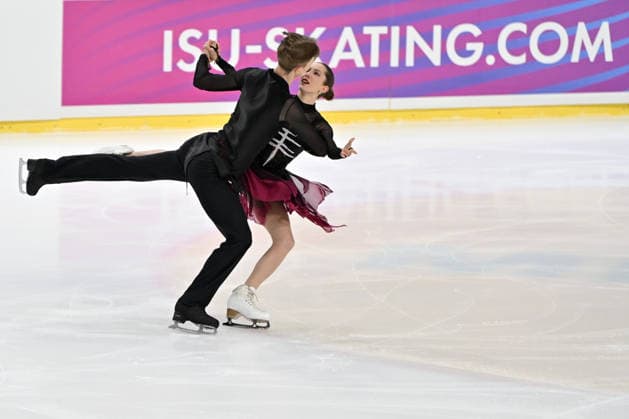LJUBLJANA; SLOVENIJA - OCTOBER 02: Diane Gallix and Elod Egyed-Zsigmond of Hungary in action during the Junior Ice Dance - Rhythm Dance on the ISU Figure skating, Eiskunstlauf Junior Grand Prix Ljubljana 2026 in Hala Tivoli on October 02, 2026 in Ljubljana, Slovenia. (Photo by Igor Kupljenik Sports Press Photo). Copyright: xIgorxKupljenikx xSPPx Sportspressphoto_SPR243836