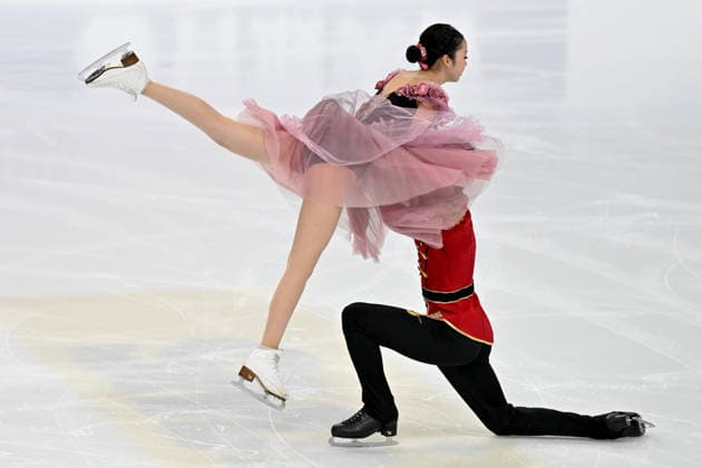 LJUBLJANA; SLOVENIJA - OCTOBER 02: Yixuan Wang and Shiqi Guan of China in action during the Junior Ice Dance - Rhythm Dance on the ISU Figure skating, Eiskunstlauf Junior Grand Prix Ljubljana 2026 in Hala Tivoli on October 02, 2026 in Ljubljana, Slovenia. (Photo by Igor Kupljenik Sports Press Photo). Copyright: xIgorxKupljenikx xSPPx Sportspressphoto_SPR243844