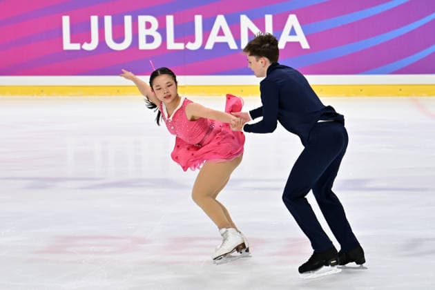 LJUBLJANA; SLOVENIJA - OCTOBER 02: Mihana Nakajima and Isak Bengt-Eric Grans of Sweden in action during the Junior Ice Dance - Rhythm Dance on the ISU Figure skating, Eiskunstlauf Junior Grand Prix Ljubljana 2026 in Hala Tivoli on October 02, 2026 in Ljubljana, Slovenia. (Photo by Igor Kupljenik Sports Press Photo). Copyright: xIgorxKupljenikx xSPPx Sportspressphoto_SPR243853
