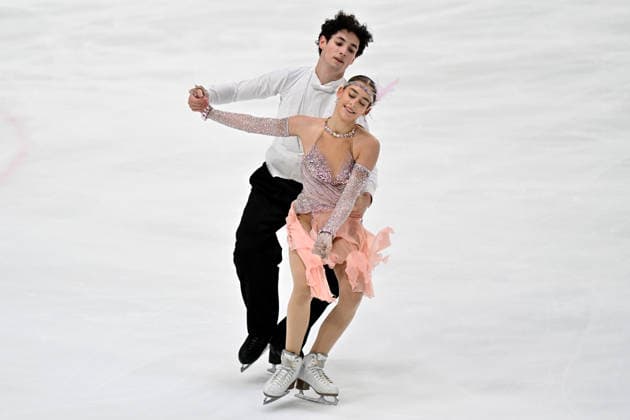 LJUBLJANA; SLOVENIJA - OCTOBER 02: Aneta Vaclavikova and William Lissauer of United States of America in action during the Junior Ice Dance - Rhythm Dance on the ISU Figure skating, Eiskunstlauf Junior Grand Prix Ljubljana 2026 in Hala Tivoli on October 02, 2026 in Ljubljana, Slovenia. (Photo by Igor Kupljenik Sports Press Photo). Copyright: xIgorxKupljenikx xSPPx Sportspressphoto_SPR243863