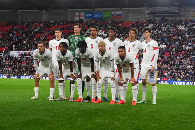 England U21, U 21 players before the UEFA U21 EURO 2027 qualifying match between England U21 and Slovakia U21 at bet365 Stadium, Stoke-on-Trent, England. (Photo by Jay Soundo) Copyright: xJayxSoundox xSportsxPressxPhotox Sportspressphoto_SPR243882