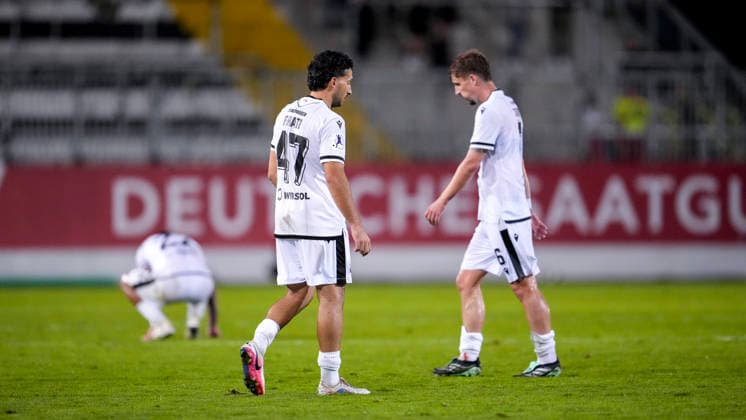 v li Arianit Ferati SVS, 47, Niklas Tarnat SVS, 6, player for SV Sandhausen SVS, disappointed with the tie, just a draw, disappointment after the final whistle, highlight, loss of a point, frustration, disappointed, pessimistic, October 2, 2026, Sandhausen, Germany, soccer, Regionalliga Southwest, SV Sandhausen 1 vs. FC Kaiserslautern II xozx