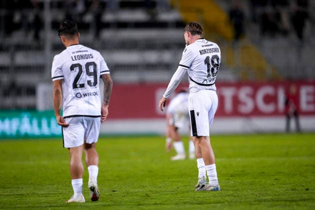 From left: Tasos Leonidis (SVS), 29, Tim Korzuschek SVS, 18, player for SV Sandhausen SVS, disappointed by the tie, just a draw, disappointment after the final whistle, highlight, loss of a point, frustration, disappointed, pessimistic, October 2, 2026, Sandhausen, Germany, soccer, Regionalliga Southwest, SV Sandhausen 1 vs. FC Kaiserslautern II xozx