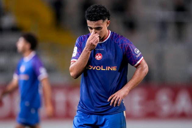 Nassim El Ouarti, FCK, 33, player for 1 FC Kaiserslautern II U21, disappointed with the tie, just a draw, disappointment after the final whistle, highlight, loss of points, frustration, disappointed, pessimistic, October 2, 2026, Sandhausen, Germany, soccer, Regionalliga Southwest, SV Sandhausen vs. 1 FC Kaiserslautern II xozx