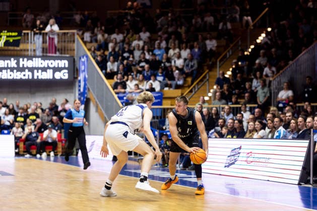 HAKRO Merlins Crailsheim vs. Tübingen, Men s, 2nd Bundesliga, Barmer 2 Basketball Bundesliga, Pro A, Matchday 2, 2026–2027 Season, October 2, 2026: Isaac Haney (Tigers Tübingen), 11 points, vs. Nico Hoellerl (HAKRO Merlins Crailsheim), 5