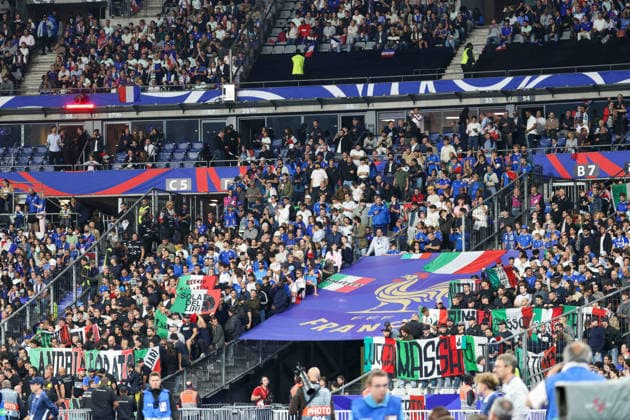 2026 27 UEFA Nations League football match between France and Italy Supporters of Italy during the 2026 27 UEFA Nations League football match between France and Italy on October 2, 2026, at the Stade de France in Paris. PARIGI Stadio De France Parigi Francia Copyright: xFABIOxSASSOxFabioxSassox Francia Italia2026_10_02Fabio Sasso5100