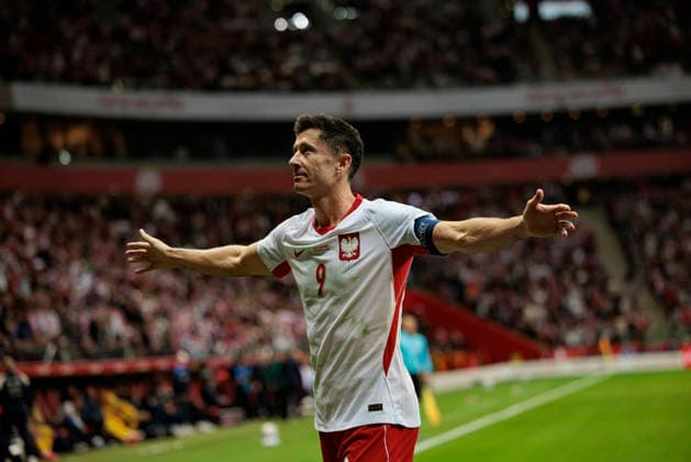 Robert Lewandowski seen celebrating after scoring goal during Nations League Division B MD1 game between national teams of Poland and Romania (Maciej Rogowski Ball Raw Images) Warsaw PGE Narodowy Poland Copyright: xMaciejxRogowskix maciejrogowski_poland_romania_2627-21