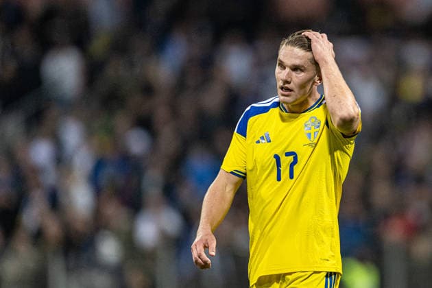 261002 during the Nations League soccer match between Bosnia and Herzegovina and Sweden on October 2, 2026 in Zenica. Photo by Ludvig Thunman. BILDBYRAN code LT LT0823 soccer football fotball Nations League UEFA Nations League Bosnia and Herzegovina Sweden Sweden A BBENG  Copyright: LUDVIGxTHUNMAN BB261002LT144