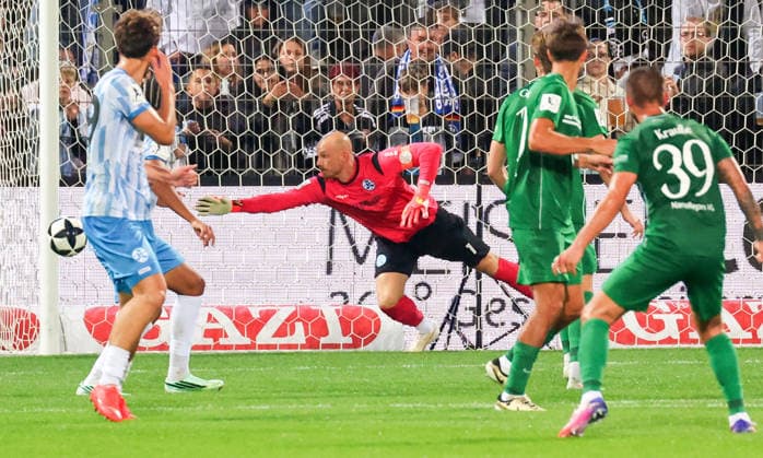 October 2, 2026, Germany, Stuttgart, Soccer, Regionalliga Südwest, SV Stuttgarter Kickers vs. Kickers Offenbach, Felix Dornebusch Kickers