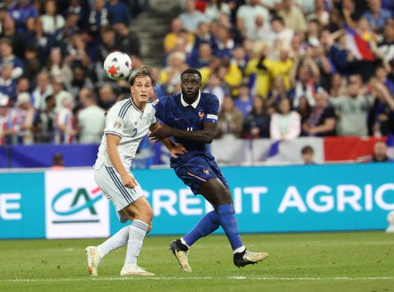 October 2, 2026, Parigi, Parigi, Francia: Pio Esposito of Italy during the 2026 27 UEFA Nations League football match between France and Italy on October 2, 2026, at the Stade de France in Paris. Parigi Francia - ZUMAs236 20261002_aap_s236_081 Copyright: xFabioxSassox