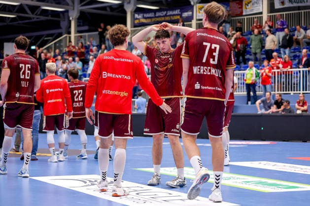 October 2, 2026, Matchday 6 of the 2nd Handball Bundesliga, TuSEM Essen vs. SC DHfK Leipzig. Disappointed faces after the loss to Leipzig. Tom Wolf, TuSEM Essen 26; Valentin Willner, TuSEM Essen 05; Finley Werschkull, TuSEM Essen 73. NRW, Germany