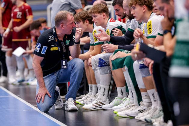 October 2, 2026, Matchday 6 of the 2nd Handball Bundesliga, TuSEM Essen vs. SC DHfK Leipzig; Coach Frank Carstens of SC DHfK Leipzig gesturing on the sidelines, North Rhine-Westphalia, Germany