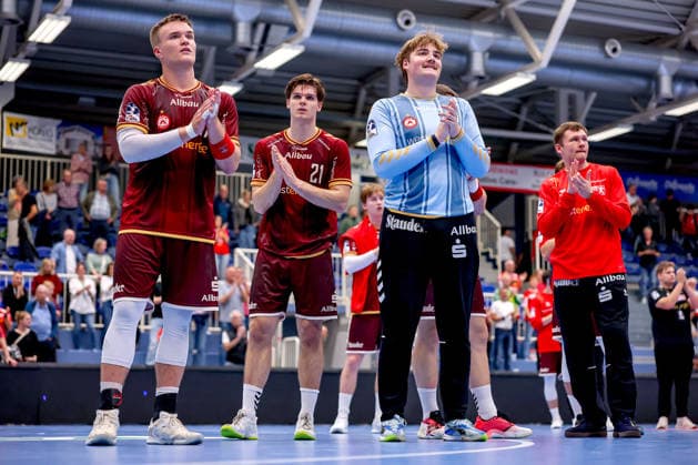 October 2, 2026, Matchday 6 of the 2nd Handball Bundesliga, TuSEM Essen vs. SC DHfK Leipzig. Disappointed faces after the loss to Leipzig. Max Neuhaus, TuSEM Essen 37; Finn Knaack, TuSEM Essen 12; Felix Eißing, TuSEM Essen 21. North Rhine-Westphalia, Germany