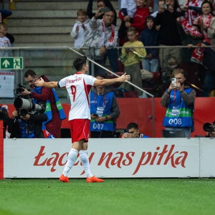 WARSAW, POLAND - OCTOBER 2: Robert Lewandowski scores a penalty and celebrates the goal during the UEFA Nations League Group B4 Round 3 MD1 match between Poland nad Romania at PGE Narodowy on October 2, 2026 in Warsaw, Poland --- Pilka nozna. Liga Narodow. Polska - Rumunia. (Photo by Igor Jakubowski Arena Akcji) NEWSPIX.PL --- newspix.pl POLAND OUT! 