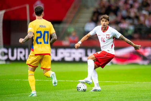 WARSAW, POLAND - OCTOBER 2: Dennis Man Jakub Kiwior during the UEFA Nations League Group B4 Round 3 MD1 match between Poland nad Romania at PGE Narodowy on October 2, 2026 in Warsaw, Poland --- Pilka nozna. Liga Narodow. Polska - Rumunia. (Photo by Kai Taller Arena Akcji) NEWSPIX.PL --- newspix.pl POLAND OUT! 