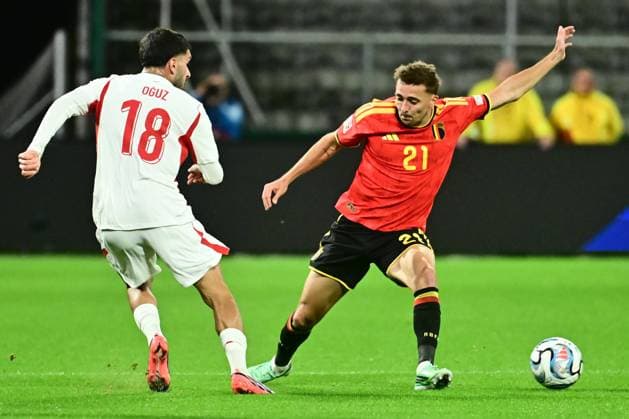 Belgium v Turkey - UEFA Nations League 2026 LIEGE, BELGIUM - OCTOBER 02 : Castagne Timothy defender of Belgium battles for the ball with Aydin Oguz forward of Turkey during the UEFA Nations League tournament league phase matchday 3 group A1 match between Belgium and Turkey on October 2, 2026 in Liege, Belgium, 02 10 2026 Liege Belgium  Copyright: xPeterxDexVoechtx