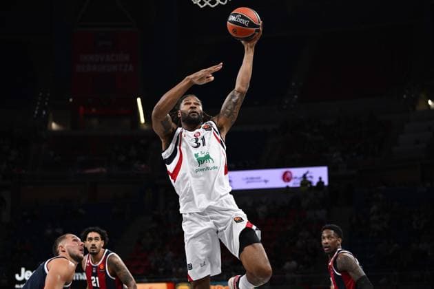 Devin Booker Kosner Baskonia Vitoria-Gasteiz - Armani Olimpia Milano EuroLeague 2026-27 Vitoria-Gasteiz, 02 10 2026 Foto M.Ceretti Ciamillo-Castoria Vitoria-Gasteiz  Copyright: xMassimoxCerettix