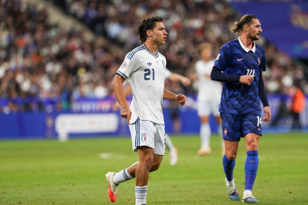 October 2, 2026, Parigi, Parigi, Francia: Antonio Vergara of Italy during the 2026 27 UEFA Nations League football match between France and Italy on October 2, 2026, at the Stade de France in Paris. 2026 27 UEFA Nations League Football Match Between France And Italy  - ZUMAs236 20261002_aap_s236_127 Copyright: xFabioxSassox