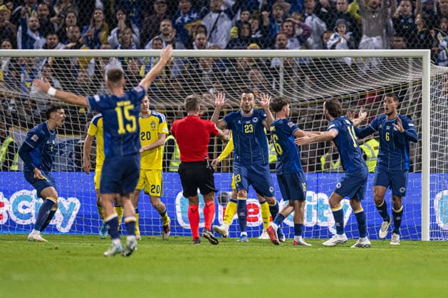 261002 Players from Bosnia and Herzegovina react during the Nations League soccer match between Bosnia and Herzegovina and Sweden on October 2, 2026 in Zenica. Photo by Ludvig Thunman. BILDBYRAN code LT LT0823 soccer football fotball Nations League UEFA Nations League Bosnia and Herzegovina Sweden Sweden A BBENG  Copyright: LUDVIGxTHUNMAN BB261002LT198