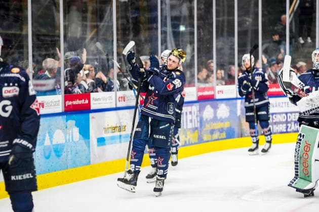 Mark Rassell, Ravensburg Towerstars, 92, GER, Ravensburg Towerstars vs. EC Bad Nauheim, Ice Hockey, DEL2 Regular Season, Matchday 5, 2026–2027 Season, October 2, 2026, GER, Ravensburg Towerstars vs. EC Bad Nauheim, Ice Hockey, DEL2 Regular Season, Matchday 5, 2026–2027 Season, October 2, 2026, Ravensburg Copyright: xEibner-Pressefoto MaximilianxRistx EP_MRT