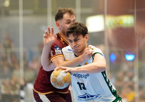 Matej Klima (SC DHfK Leipzig), 13, vs. Maximilian Hejny (TuSEM Essen), 64 GER, TuSEM Essen vs. SC DHfK Leipzig, 2nd Handball Bundesliga, Matchday 6, 2026–27 Season, Sporthalle am Hallo, Essen, October 2, 2026 TuSEM Essen vs. SC DHfK Leipzig, 2nd Handball Bundesliga, Matchday 6, 2026–27 season, October 2, 2026 Essen Copyright: xEibner-Pressefoto ScottxColemanx EP_SCN
