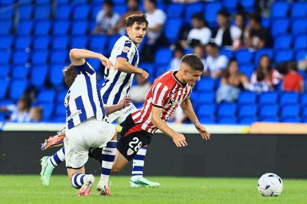 ESP Euskal Herria Txapela Real Sociedad Atlético Madrid Peio Canales of Athletic during the friendly match Euskal Herria Txapela 2026 27 between Real Sociedad and Atlético Madrid, played at Anoeta Stadium in Gipuzkoa on September 14, 2026, in Spain. Spanish Soccer Copyright: xAgenciaxLOFx
