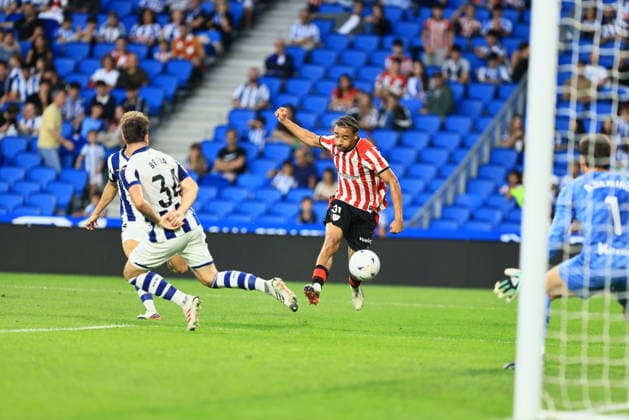 ESP Euskal Herria Txapela Real Sociedad Atlético Madrid Johaneko Louis Jean of Athletic during the friendly match Euskal Herria Txapela 2026 27 between Real Sociedad and Atlético Madrid, played at Anoeta Stadium in Gipuzkoa on September 14, 2026, in Spain. Spanish Soccer Copyright: xAgenciaxLOFx