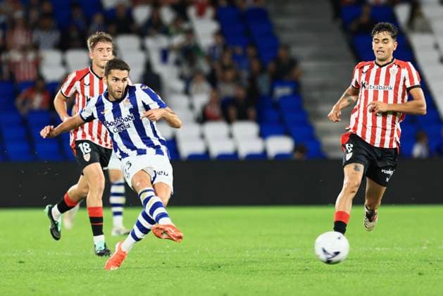 ESP Euskal Herria Txapela: Real Sociedad vs. Atlético Madrid during the 2026-27 Euskal Herria Txapela friendly match between Real Sociedad and Atlético Madrid, played at Anoeta Stadium in Gipuzkoa on September 14, 2026, in Spain. Spanish Soccer Copyright: xAgenciaxLOFx