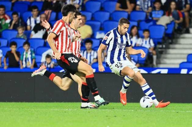 ESP Euskal Herria Txapela Real Sociedad Atlético Madrid Arsen Zajarian of Real Sociedad during the friendly match Euskal Herria Txapela 2026 27 between Real Sociedad and Atlético Madrid, played at Anoeta Stadium in Gipuzkoa on September 14, 2026 in Spain. Spanish Soccer Copyright: xAgenciaxLOFx