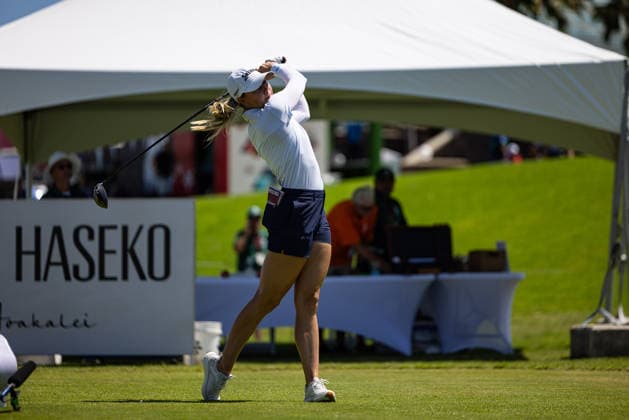 October 2, 2026, Honolulu, Hawaii, USA: BROOKE MATTHEWS tees off at the 10th tee box in the second round of the 2026 Lotte Championship at Hoakalei Country Club, Ewa Beach, Hawaii, USA. BROOKE was tied for 10th place at the beginning of Round 2. Honolulu USA - ZUMAm310 20261002_zsp_m310_006 Copyright: xElliotxMilesx