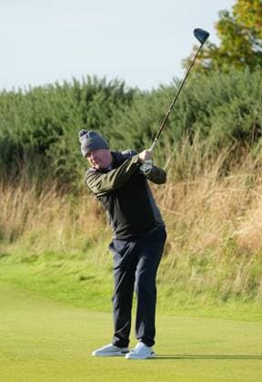 Piers Morgan on the 1st tee Alfred Dunhill Links Championship, Round 3, Kingsbarns Golf Links, Fife, UK, Scotland - 03 Oct 2026 United Kingdom  Copyright: xStuartxWallace Shutterstockx 17183186k