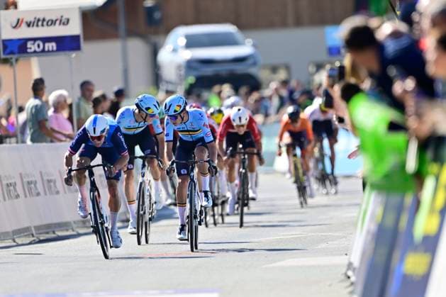 UEC 2026 Road European Championships Ljubljana 03 10 2026 LJUBLJANA, SLOVENIA - OCTOBER 03 : Belgian riders during the Men Junior cycling road race of the 2026 UEC Road European Championships Ljubljana. An UCI Continental Championships cycling race of 110,5 km with start and finish in Sencur on October 3, 2026 in Ljubljana, Slovenia, 03 10 2026 Ljubljana Slovenia  Copyright: xJanxDexMeuleneirx
