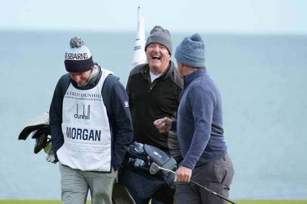 Piers Morgan and AP McCoy on the 4th green Alfred Dunhill Links Championship, Round 3, Kingsbarns Golf Links, Fife, UK, Scotland - 03 Oct 2026 United Kingdom  Copyright: xStuartxWallace Shutterstockx 17183186an
