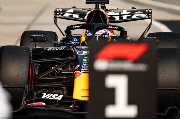 Formula 1 Gulf Air Bahrain Grand Prix in Malaysia 2026 Levi Erb OVERTAKE MAXPPP - Sepang 03 10 2026 03 VERSTAPPEN Max (nld), Oracle Red Bull Racing, portrait pole position at the Formula 1 Gulf Air Bahrain Grand Prix 2026 in Malaysia, the 15th round of the 2026 FIA Formula 1 World Championship, WM, Weltmeisterschaft at the Sepang International circuit, from 1 to 4 October 2026 Sepang Sepang International Circuit Malaysia  Copyright: xOVERTAKE MAXPPPxLevixErbx OVT202610034216 OVT202610034216