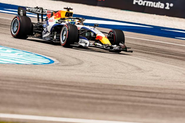 RECORD DATE NOT STATED 3rd October 2026; Sepang IC, Kuala Lumpur, Malaysia; Formula 1, Bahrain Grand Prix, Qualifying Day; Arvid Lindblad (41) of Great Britain and Visa Cash App Racing Bulls Formula One Team during Free Practice 3 at the Bahrain Grand Prix StephenxBlackberry