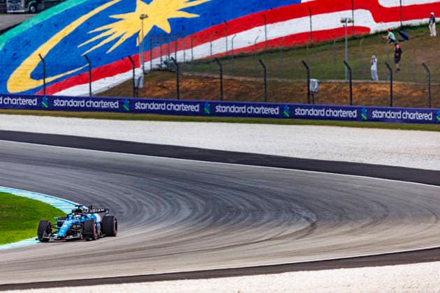 RECORD DATE NOT STATED 3rd October 2026; Sepang IC, Kuala Lumpur, Malaysia; Formula 1, Bahrain Grand Prix, Qualifying Day; Alexander Albon (23) of Thailand and Atlassian Williams F1 Team during Free Practice 3 at the Bahrain Grand Prix StephenxBlackberry