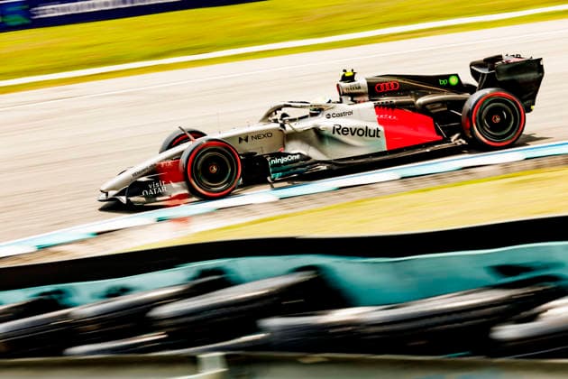 RECORD DATE NOT STATED 3rd October 2026; Sepang IC, Kuala Lumpur, Malaysia; Formula 1, Bahrain Grand Prix, Qualifying Day; Gabriel Bortoleto (5) of Brazil and Audi Revolut F1 Team during Free Practice 3 at the Bahrain Grand Prix StephenxBlackberry