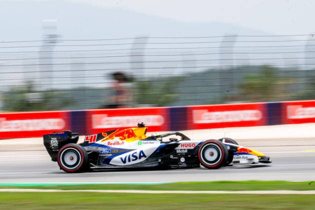 3rd October 2026; Sepang IC, Kuala Lumpur, Malaysia; Formula 1, Bahrain Grand Prix, Qualifying Day; Arvid Lindblad (41) of Great Britain and Visa Cash App Racing Bulls Formula One Team heads into turn 7 DavidxAsh