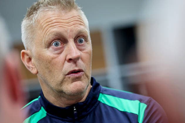 Republic of Ireland press conference, PK, Pressekonferenz TSC Arena, BaÄka Topola, Serbia 3 10 2026 Manager Heimir Hallgrimsson being interviewed in the dressing room after exiting the press conference Heimir Hallgrimsson being interviewed in the dressing room after exiting the press conference 3 10 2026  Copyright: xx RB1_4536