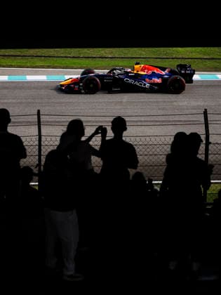 F1 - BAHRAIN GRAND PRIX IN MALAYSIA 2026 03 VERSTAPPEN Max (nld), Red Bull Racing Ford RB22, action during the 2026 Formula 1 Bahrain Grand Prix in Malaysia, 16th round of the 2026 Formula One World Championship, WM, Weltmeisterschaft from October 2 to 4, 2026 on the Sepang International Circuit, in Sepang, Malaysia - SepangMalaysia  Copyright: xXavixBonillax