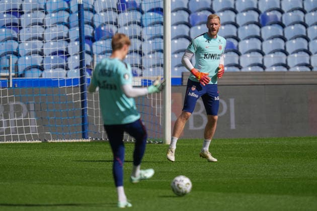 Soccer, Nations League Portugal vs. Norway, Nations League Porto, Portugal 20261003 Norway’s goalkeeper Egil Selvik during training at Estadio do Dragão on the day of the match against Portugal. Photo: Lise Aserud, NTB, Porto, Portugal. EDITORIAL USE ONLY. RESTRICTED USE FOR BETTING COMPANIES  Copyright: xLisexAserudxx xNTBx