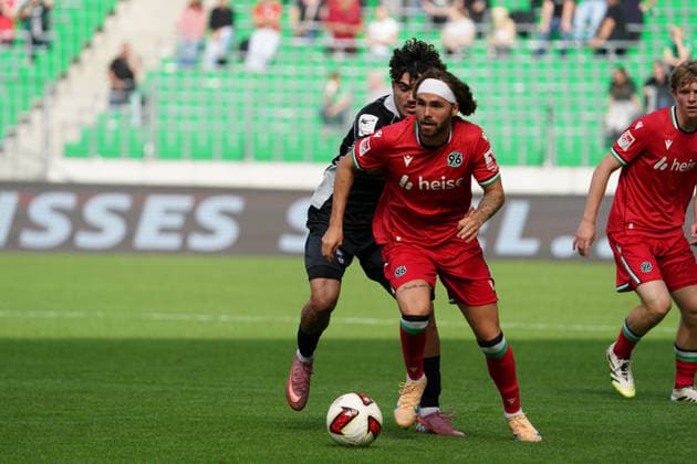 Germany Soccer Exhibition Matches 2026–2027, Friendly Match: Hannover 96 vs. SC Verl at Heinz von Heiden Arena, Hannover; Kolja Oudenne of Hannover 96, 29 Copyright: xAymanxAlahmedx
