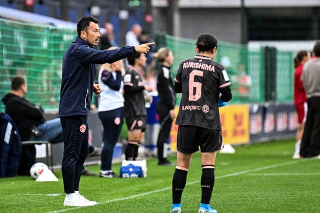 Soccer I Women s I 2026–2027 Season I Bundesliga I Matchday 6 I RB Leipzig 1 FSV Mainz 05 I October 3, 2026 Takashi Yamashita, Coach, 1 FSV Mainz 05 giving instructions to Akari Kurishima 6, 1 FSV Mainz 05 RB Leipzig Training Center, Cottaweg 7, Saxony, Germany Copyright: xLobeca InesxHähnelx