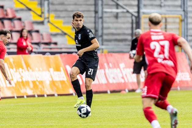 KSV Hessen Kassel vs. SSV Ulm 1846 Soccer, Regionalliga Südwest, Matchday 10, Auestadion Kassel, October 3, 2026, Marco Gölz, SSV Ulm 1846, Soccer, 21 KSV Hessen Kassel vs. SSV Ulm 1846, Soccer, Regionalliga Southwest, Matchday 10, Auestadion Kassel, October 3, 2026; Photo by Lucca Fundel, Kassel Auestadion, Hesse, Germany
