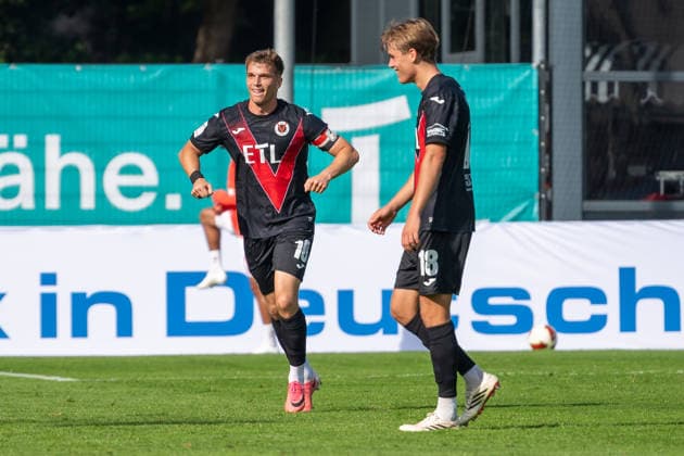 David Otto (Viktoria Cologne, No. 10) celebrates the goal that makes the score 2–1, while Tim Kloss (Viktoria Cologne, No. 18) looks on. FC Viktoria Cologne vs. FC Hansa Rostock, Soccer, 3. Liga, Matchday 5, 2026–2027 season, September 11, 2026 DFL DFB regulations prohibit any use of photographs as image sequences and or quasi-video. FC Viktoria Cologne vs. FC Hansa Rostock, soccer, 3rd Division, Matchday 5, 2026–2027 season, September 11, 2026, Cologne Copyright: xEibner-Pressefoto ThomasxHaeslerx EP_THR